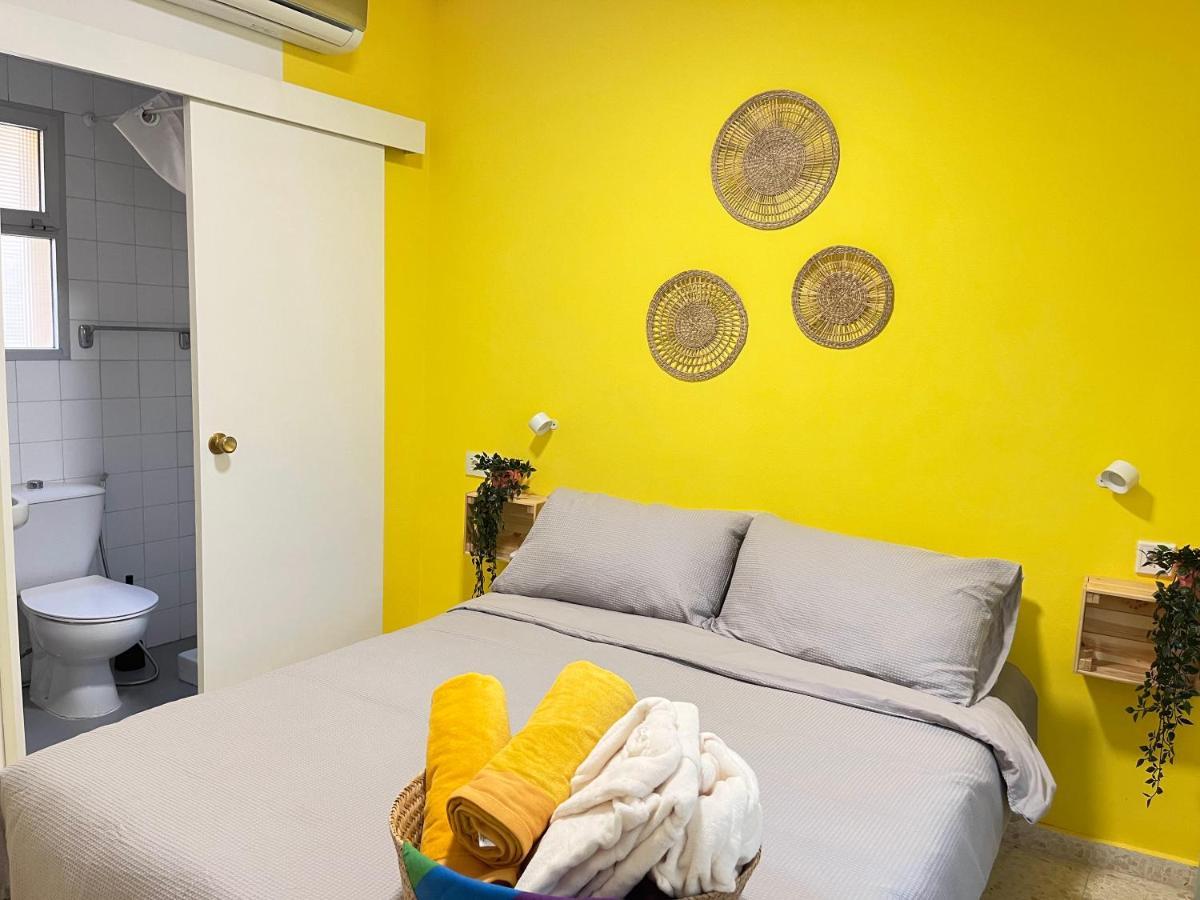 Gay Hostel Τορρεμολίνος Εξωτερικό φωτογραφία